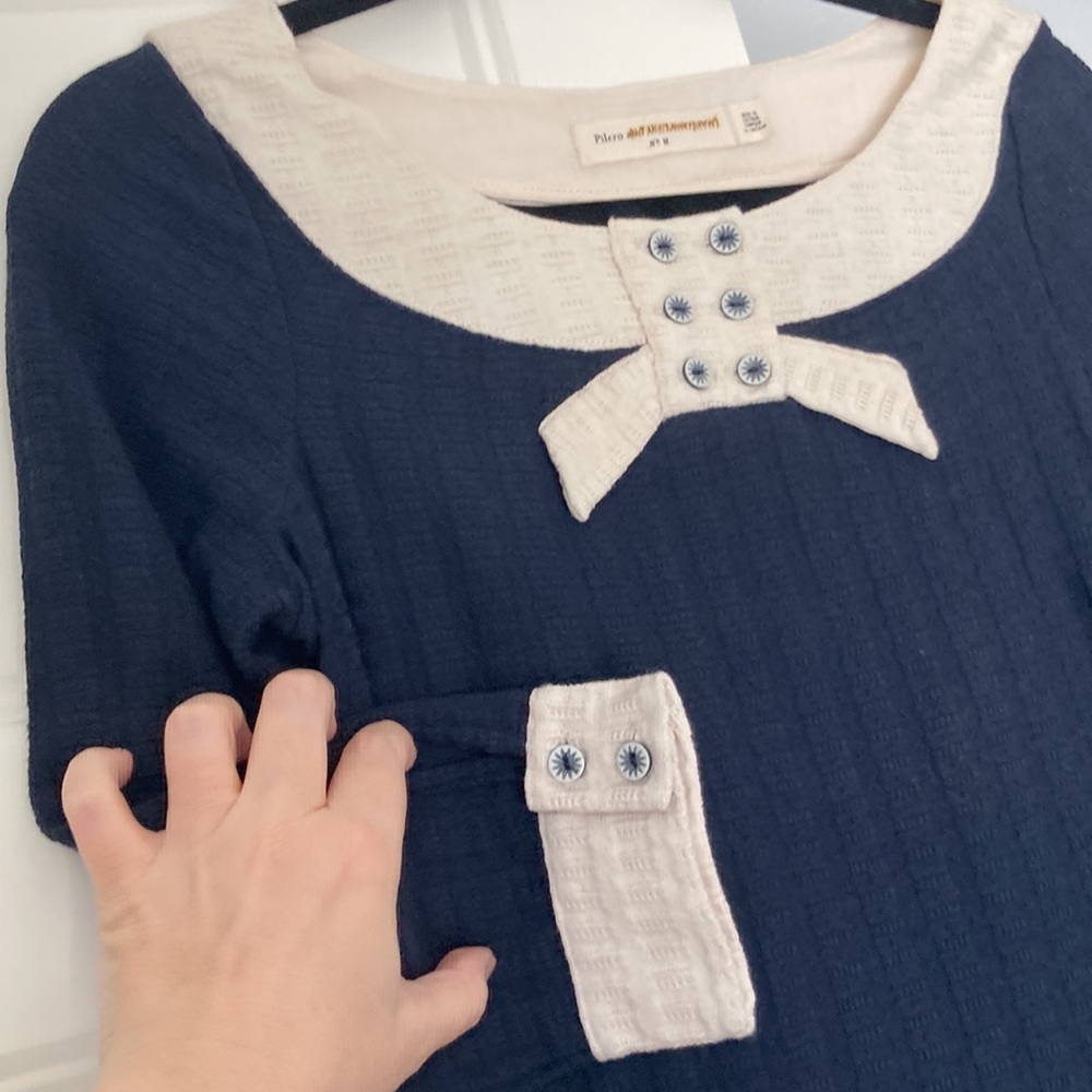 Anthropologie top Pilcro navy and off white 3/4 sleeve very retro inspired NWOT - Picture 6 of 8